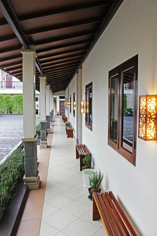 Hotel C3 Semarang Zewnętrze zdjęcie