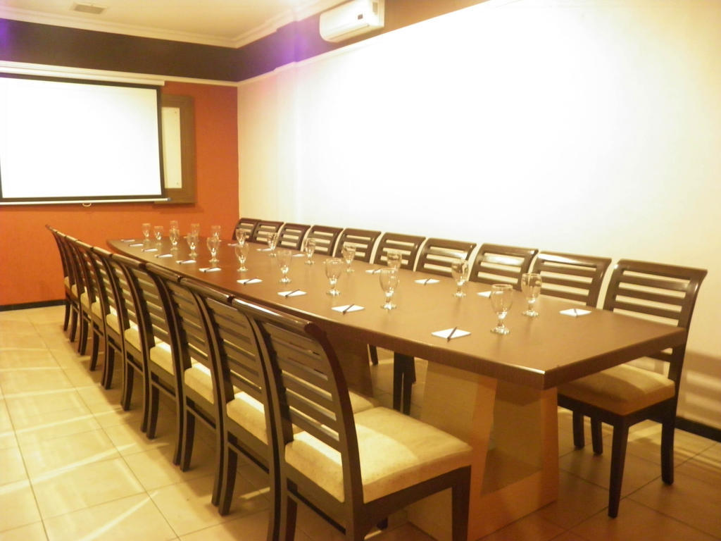 Hotel C3 Semarang Zewnętrze zdjęcie
