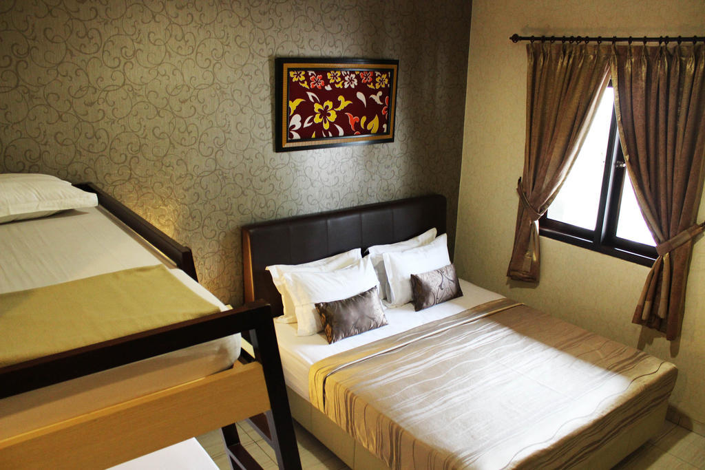 Hotel C3 Semarang Pokój zdjęcie