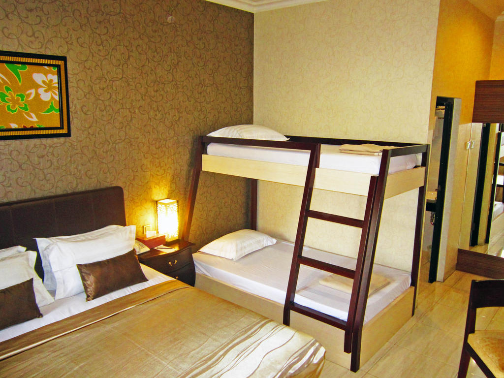 Hotel C3 Semarang Pokój zdjęcie